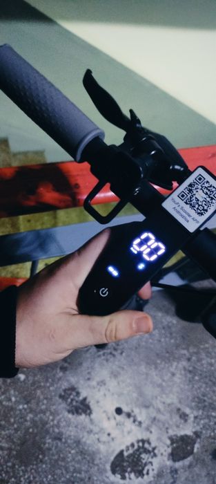 Vând trotineta electrica 45km/h