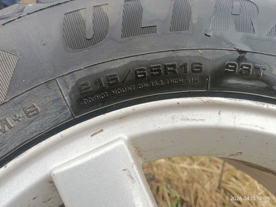 Зимняя резина 215/65/16