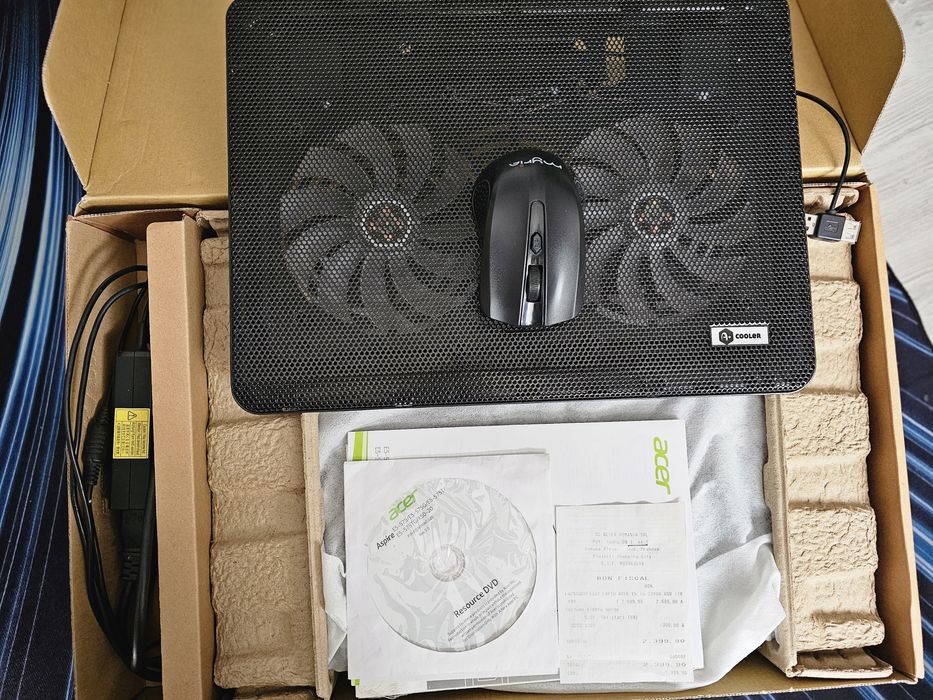 Acer Aspire E5 FULL BOX (i5, 16GB RAM, SSD, Grafică dedicată)