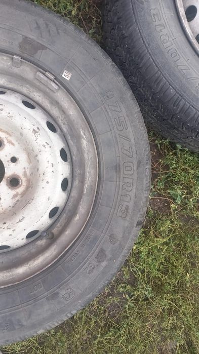 Продам шины на 13