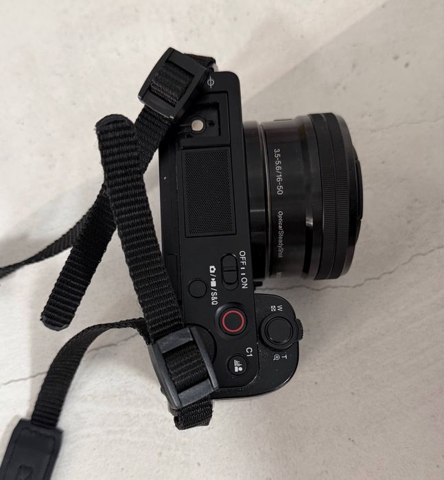 Sony ZV-E10 KIT 16-50mm (чёрный)