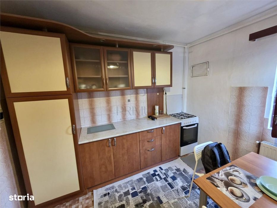 Apartament 3 camere decomandat | Complex Studentesc – Sala Olimpia | C
