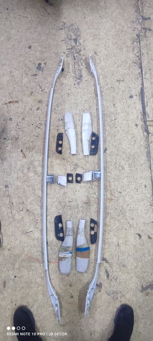 Продам рэйлинги на тойота ипсум