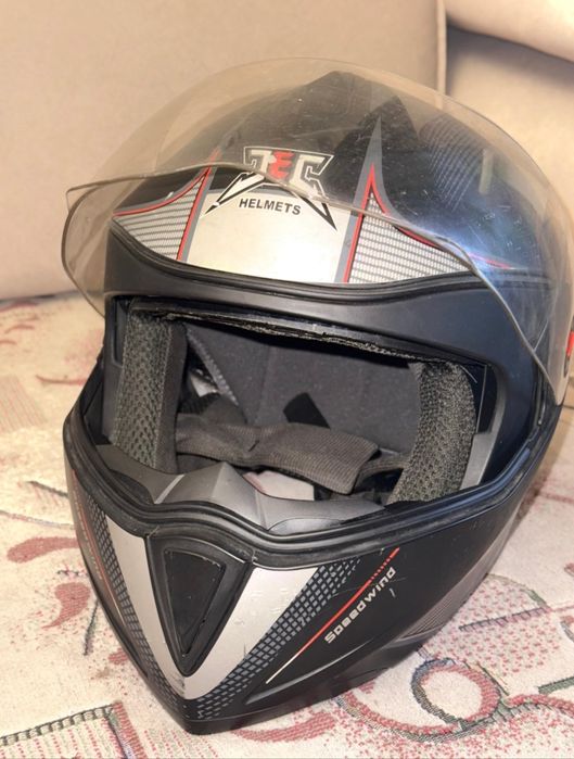 Шлем мотоциклетный