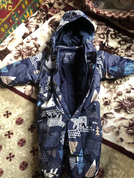 Зимние детские комбинезоны