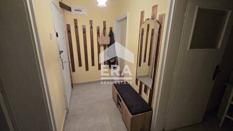 Ексклузивно! Ера Тера предлага под наем тристаен апартамент в идеален