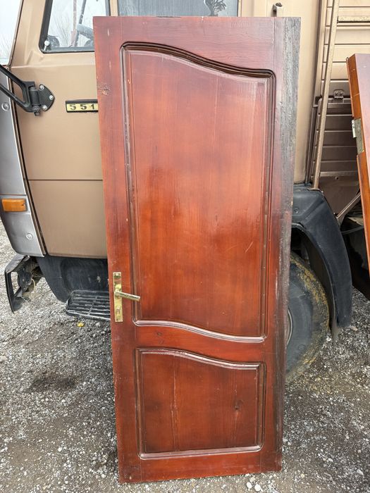 Есіктер сатылады жақсы жағдайда