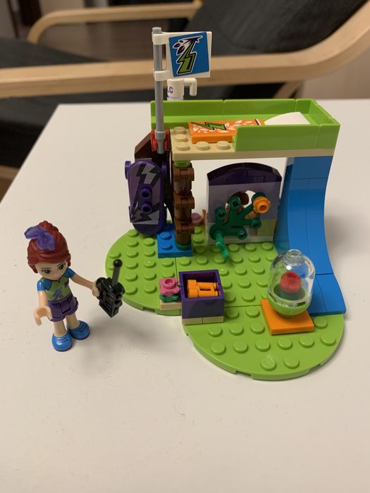 LEGO® Friends Dormitorul Miei 41327+ 30403 barca cu telecomanda
