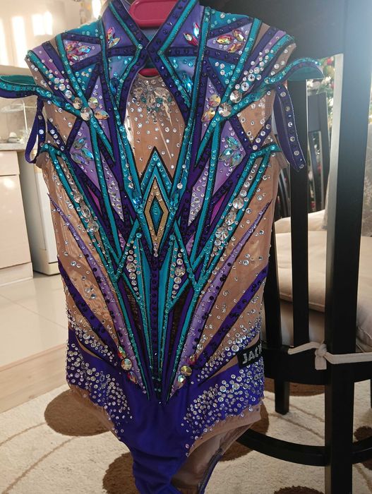 Трико за художествена гимнастика