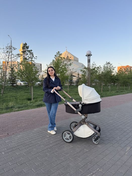 Продам коляску есть проглулочный блок 40.000
