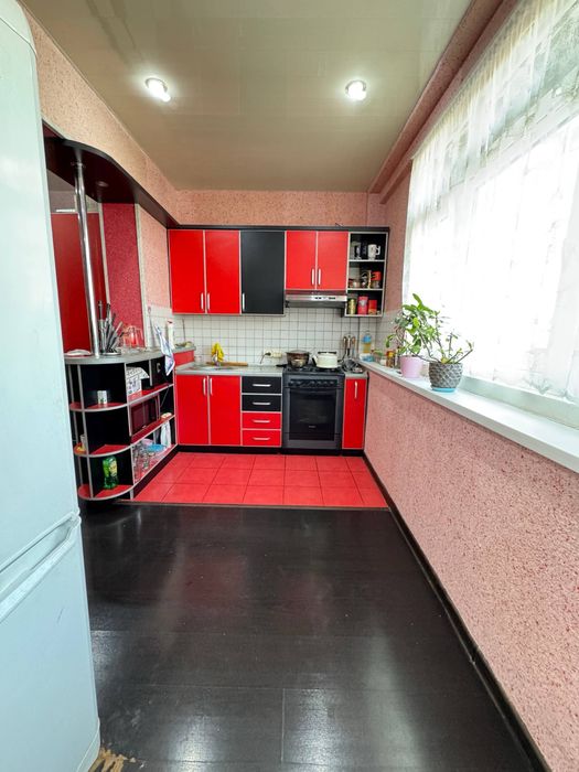 Продается 4-комнатная квартира, массив Хумаюн