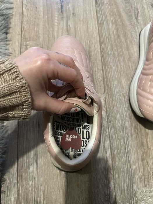 Оригинални обувки !