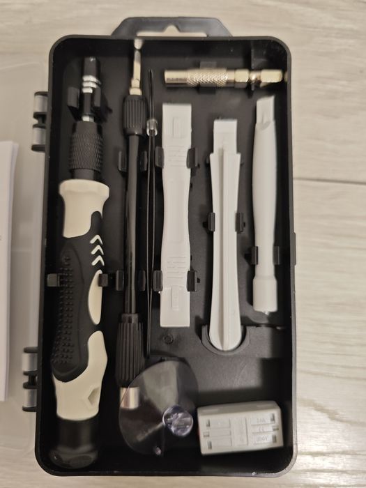 Set profesional de surubelnite de precizie