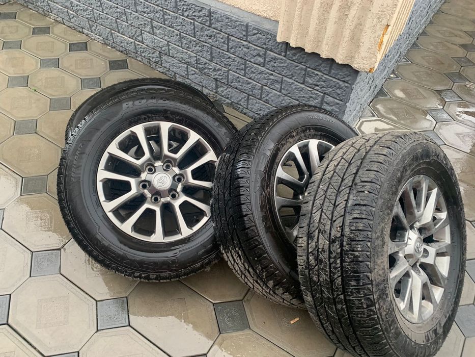 Продам шины с дисками