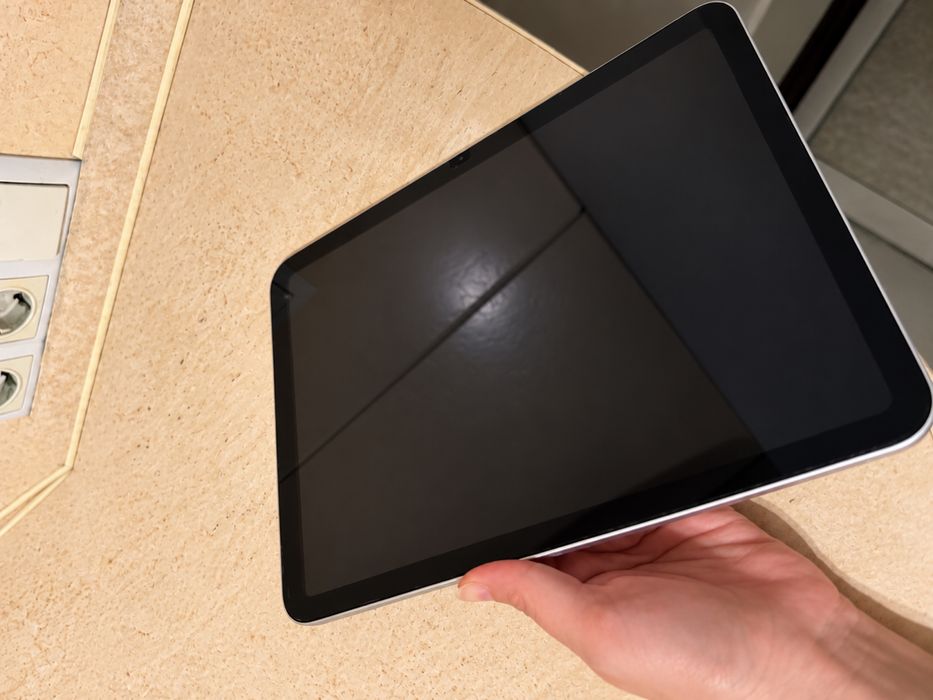 Продам Ipad 10го поколение  64гб