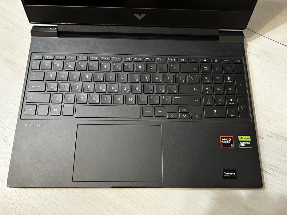 Ryzen 5 8645hs + rtx 4050