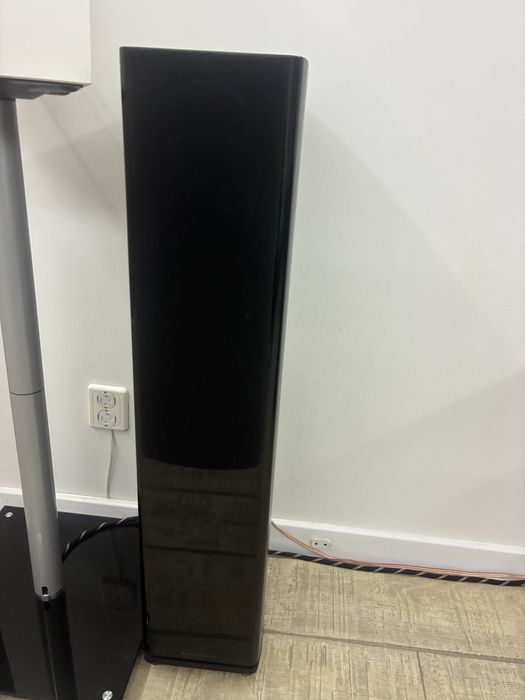 Boxe Wharfedale Diamond 11.3+amplificator cambridge  azur640A V2