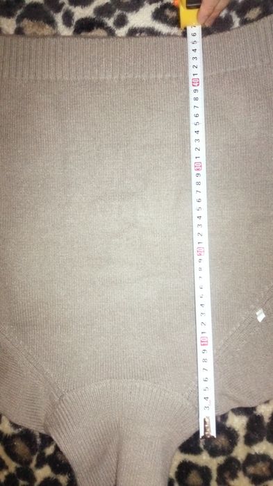 Продам свитер детский