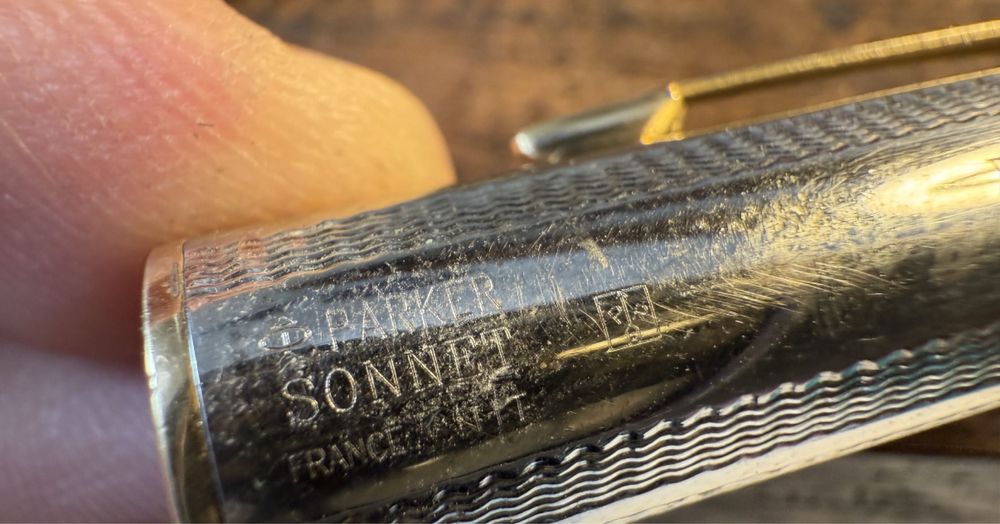 Pix Parker Sonnet argint marcat Pro tv