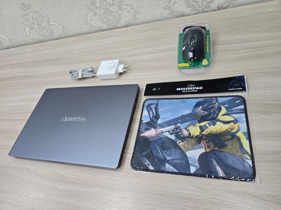 HUAWEI, Core i5-12Th, Ram 8Gb, SSD 512Gb, Full HD IPS