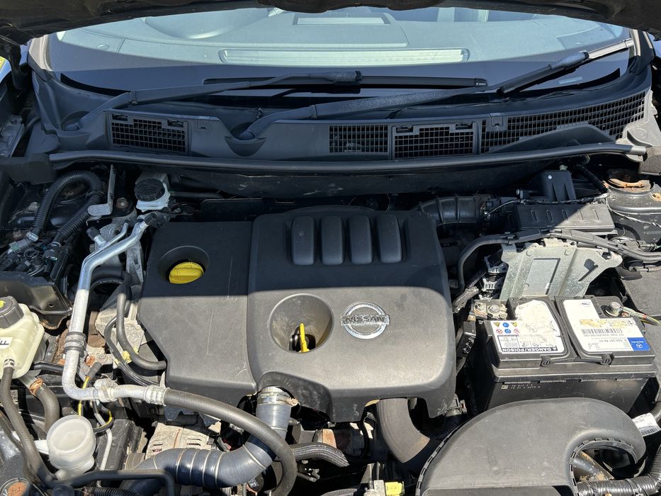 Dezmembrez Nissan Qashqai 1.5 dci 110 cp FCSJ10