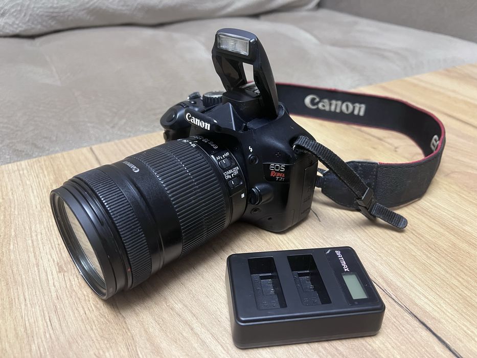 Фотоаппарат CANON EOS 550D (T2i Rebel)