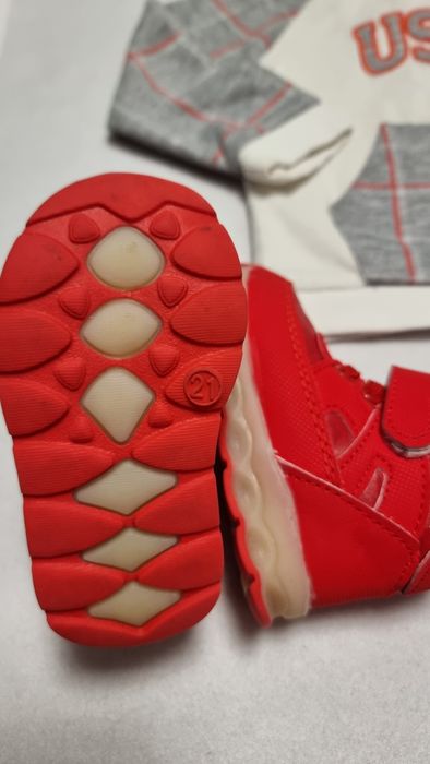 Lot trening și ghetuțe