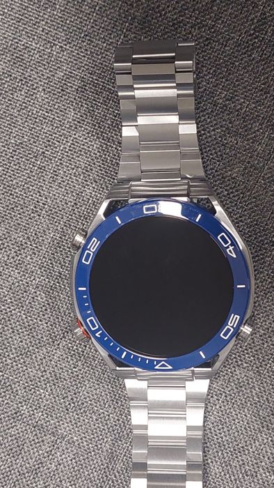 Часовник Смарт Huawei  Watch  Ultimate Чисто Нов