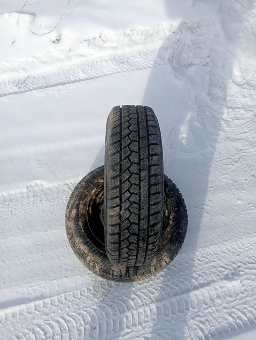 Продам резину с дискамм