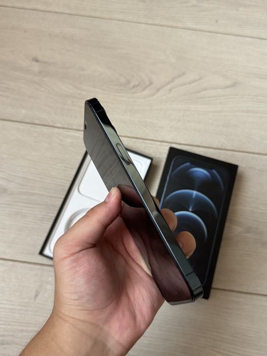 iPhone 12 Pro Max 256GB. Идеал! 10/10.