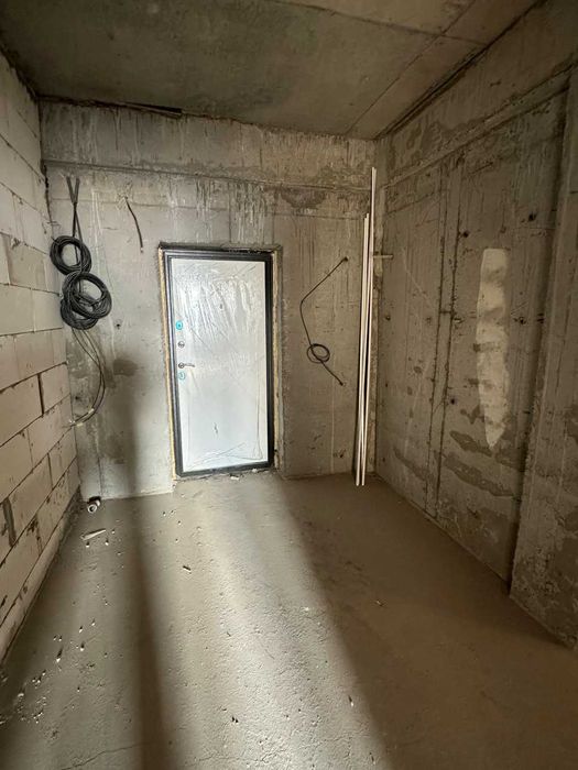 Продается Квартира  Юнусабад,Шахристанское Метро в Новостройке