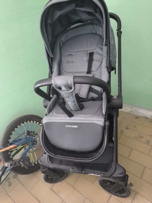 Продам коляску 2 в 1