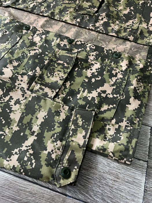 Продам военную форму для школы