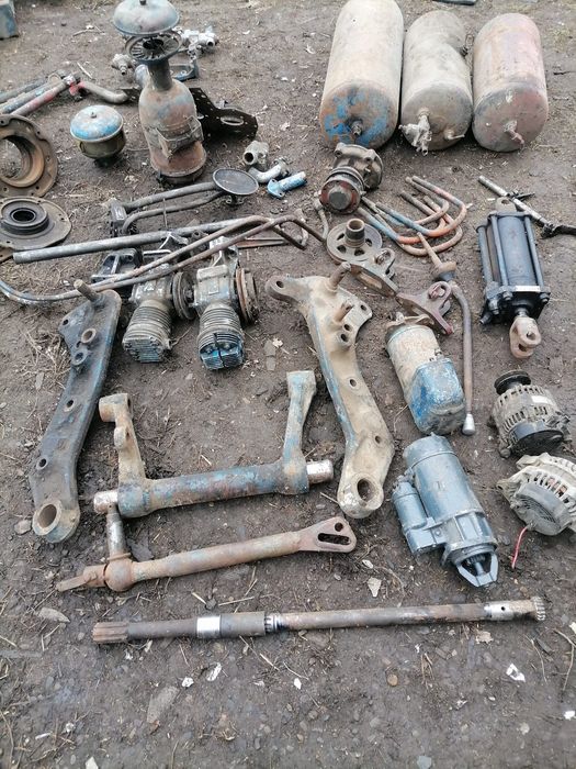 Diferite piese pentru U 650 de vânzare