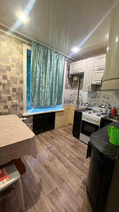 продам  2 комнатную квартиру