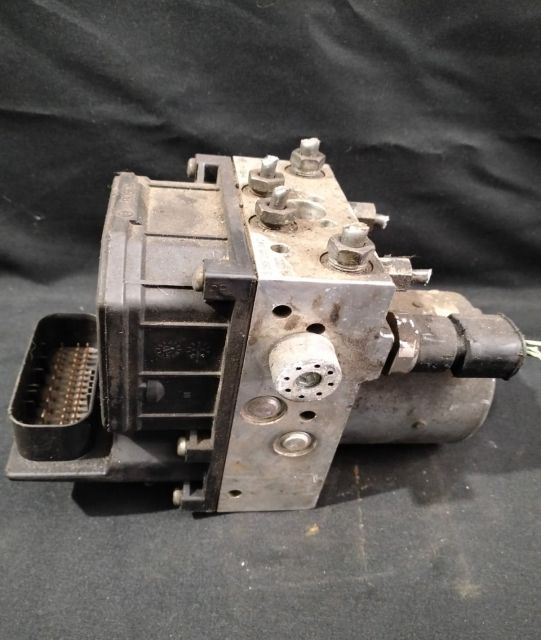 Pompa Abs 0265225242 F153437A0 Mazda RX-8 prima generatie