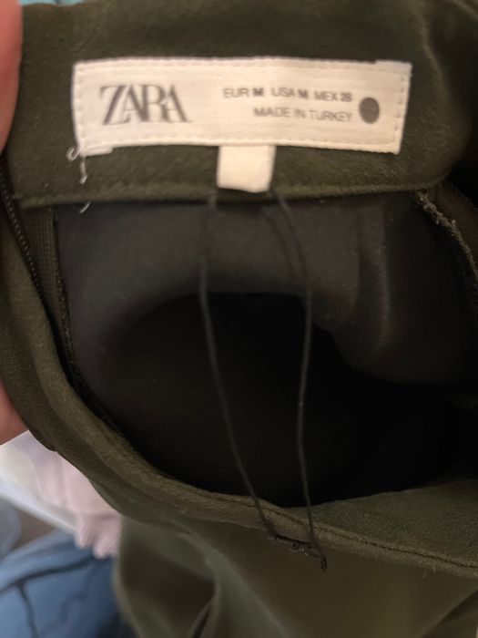 Рокля ZARA в цвят каки