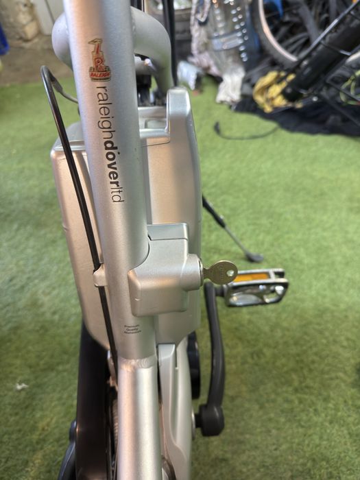Eлектр.велосипед Raleigh 26"гуми