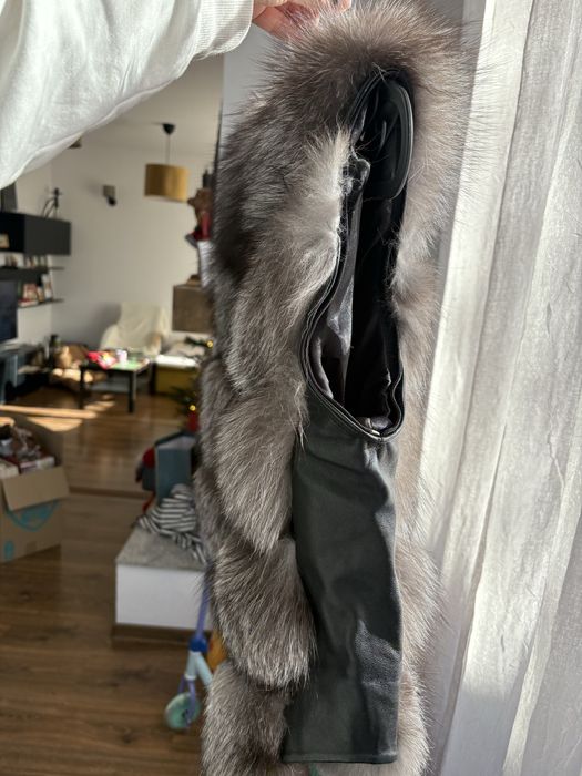 Haină din blană de vulpe