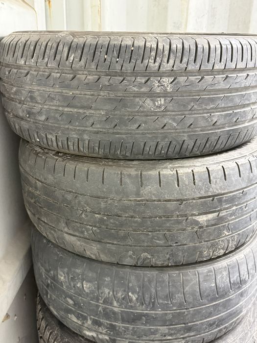 Продам комплект резины р18