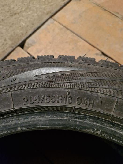 Автошины зимние б/у