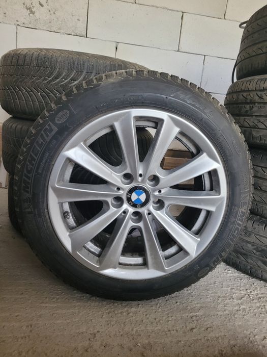 Vand Vand Jante Bmw originale 
Stare excelenta fără zgârieturi ,cauciu