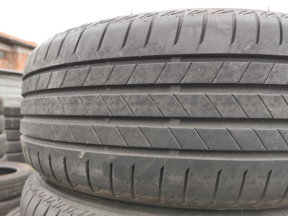 2бр Летни гуми 205 55 17 - Bridgestone