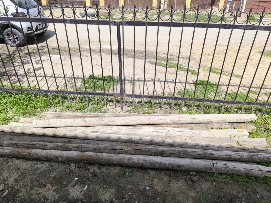 Бревна  для крыши