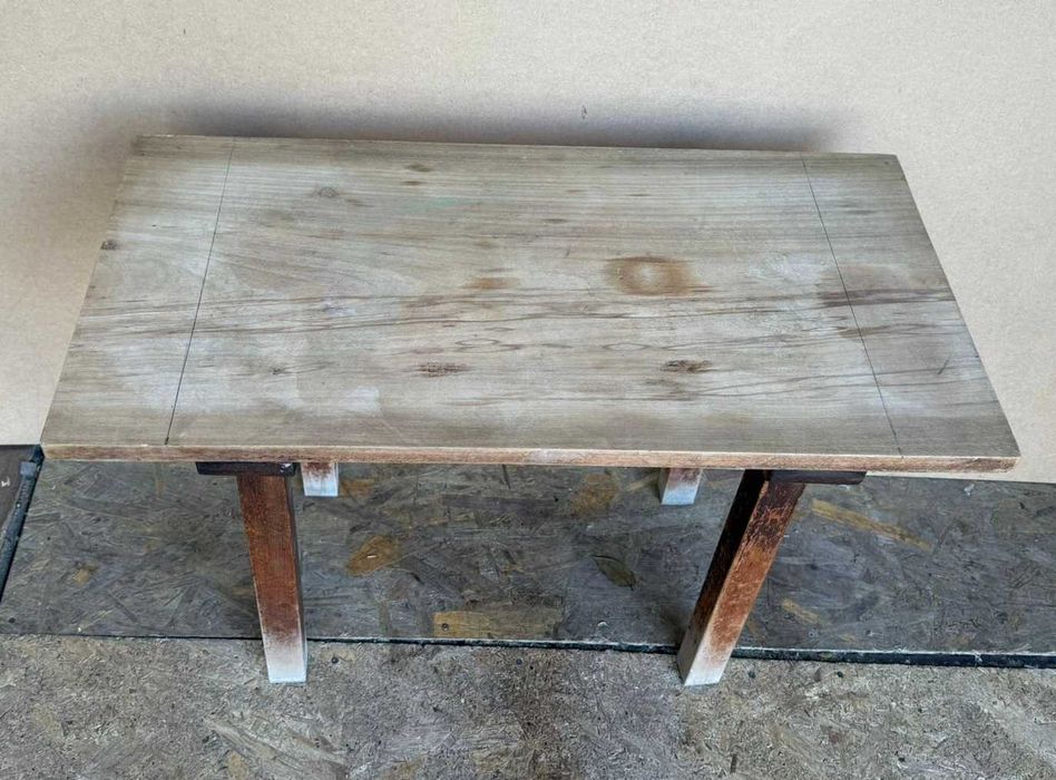 Masuta Vintage din lemn masiv cu blat 80x40 cm; Bancuta