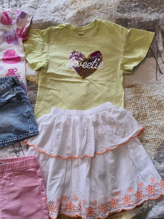 Летни дрешки за момиченце 122-128 размер, запазении, без забележки