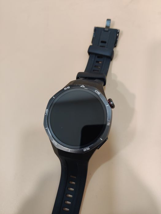 Hope Amanet P8 Huawei GT 5 Pro 46mm GPS LTE incarcator !