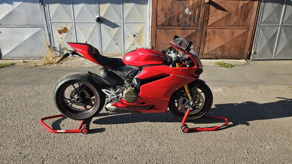 Ducati Superbike Panigale 1299 S - 205 CP Racing Evo Software