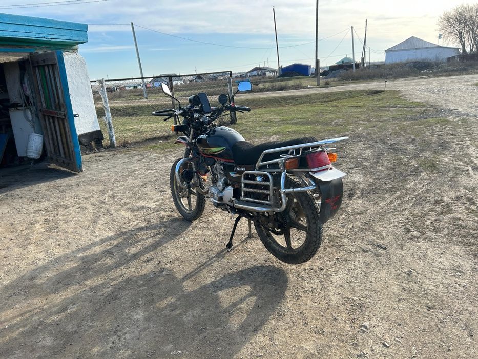 Продам мотоцикл лтм м9