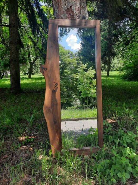 Ръчно изработени огледала от орех и липа